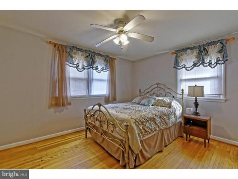 620 River Dr, Riverside, NJ 08075 photo 17