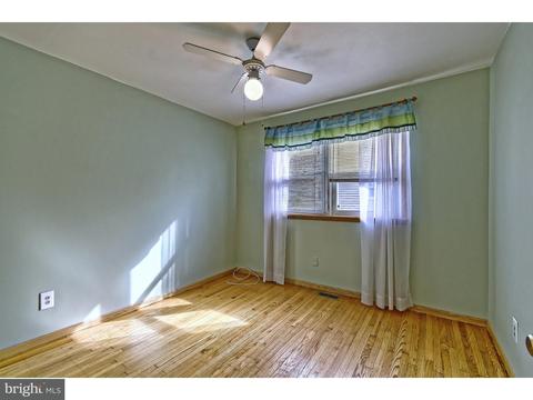 620 River Dr, Riverside, NJ 08075 photo 18