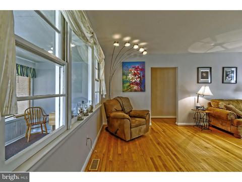 620 River Dr, Riverside, NJ 08075 photo 5