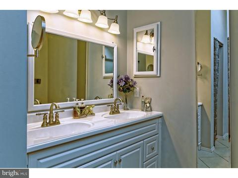 620 River Dr, Riverside, NJ 08075 photo 15