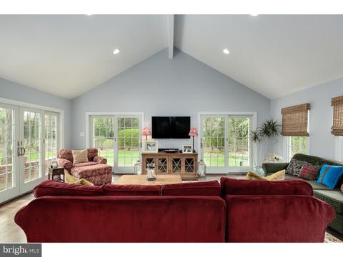 547 Eaglebrook Dr, Moorestown, NJ 08057 photo 14