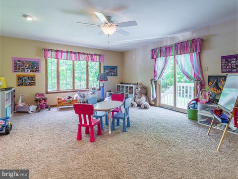 18 Fox Hill Dr, Southampton, NJ 08088 photo 10