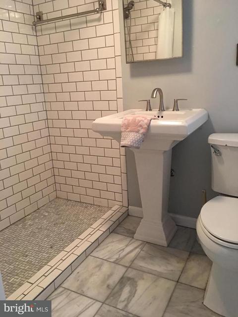 111 2nd St, Denton, MD 21629 photo 8
