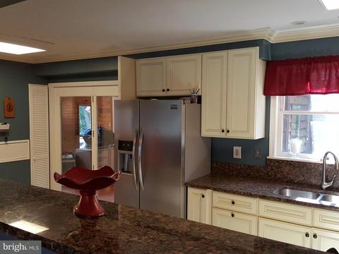 2012 Walsh Dr, Westminster, MD 21157 photo 5