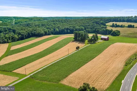 35 Cranberry Rd, Westminster, MD 21157