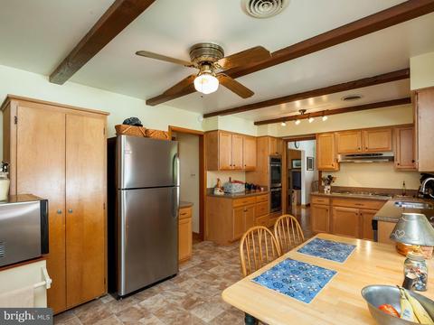 2305 Darlene Rd, Hampstead, MD 21074 photo 10