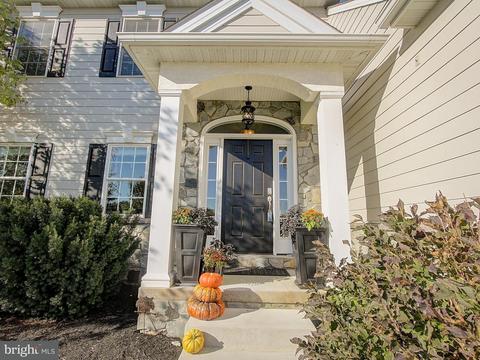 649 Integrity Dr, Lititz, PA 17543 photo 6