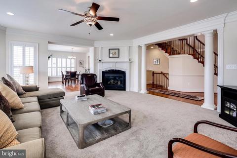 8604 Waterside Ct, Laurel, MD 20723 photo 7