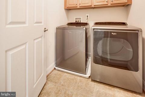 8604 Waterside Ct, Laurel, MD 20723 photo 22
