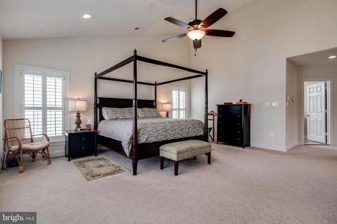 8604 Waterside Ct, Laurel, MD 20723 photo 12