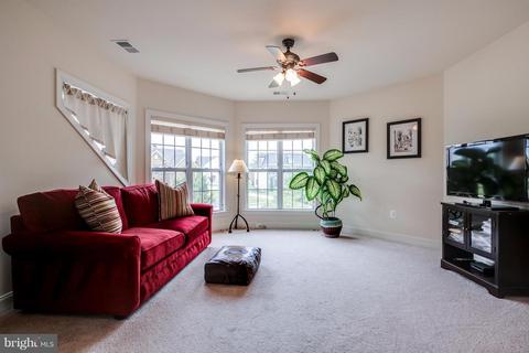 8604 Waterside Ct, Laurel, MD 20723 photo 13