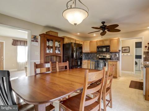 129 W Lexington Rd, Lititz, PA 17543 photo 11