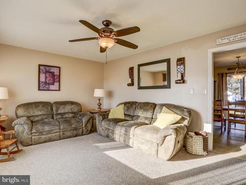 129 W Lexington Rd, Lititz, PA 17543 photo 7