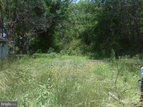 333 Pine St, Hurlock, MD 21643 photo 1