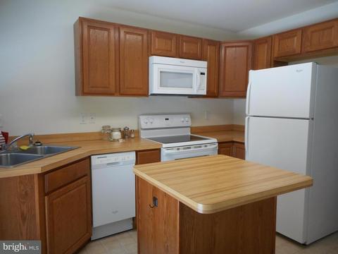 6748 Pine Top Rd, Hurlock, MD 21643 photo 2