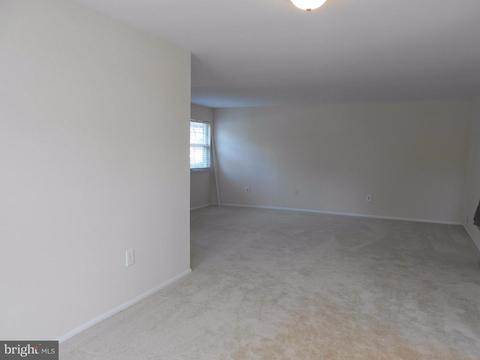 6895 Crabapple Ct, Frederick, MD 21703 photo 9