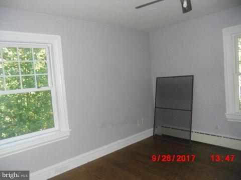 460 Blacksnake Rd, Elkton, MD 21921 photo 2