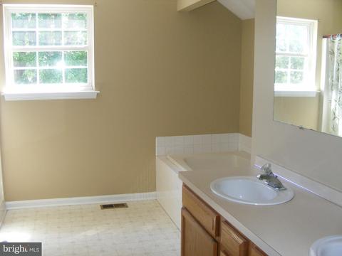 43 Jesse Boyd Cir, Elkton, MD 21921 photo 9
