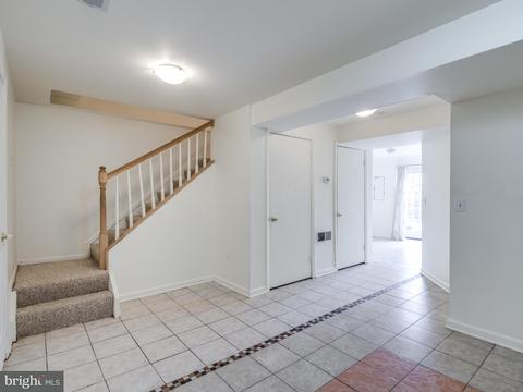 301 Cherry Ct, Herndon, VA 20170 photo 22