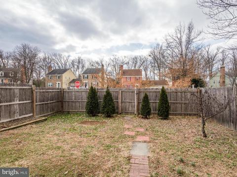 301 Cherry Ct, Herndon, VA 20170 photo 26