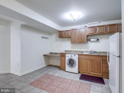 301 Cherry Ct, Herndon, VA 20170 photo 20