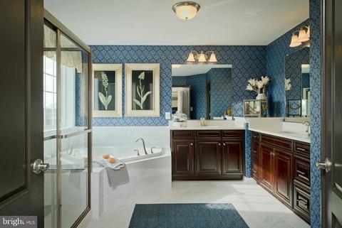 10046 Rowan Ln, Laurel, MD 20723 photo 13