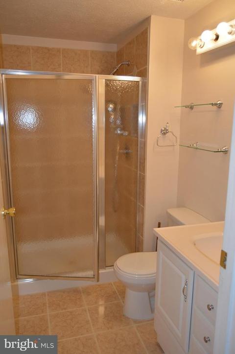 5751 Heming Ave, Springfield, VA 22151 photo 13