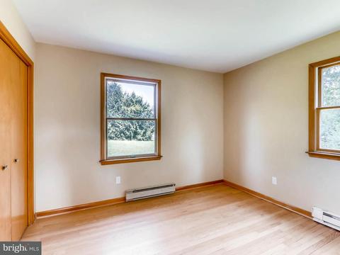 7 Spring Heath Ct, Windsor Mill, MD 21244 photo 16