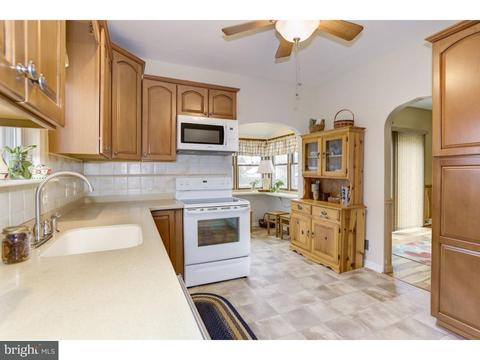 404 Lippincott Ave, Riverside, NJ 08075 photo 5