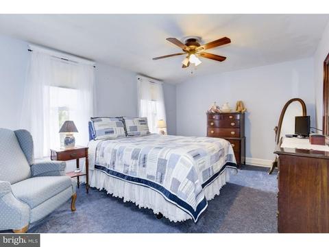 404 Lippincott Ave, Riverside, NJ 08075 photo 18