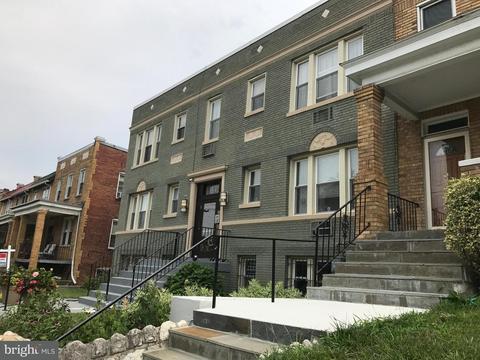 1815 A St SE #204, Washington, DC 20003 photo 2