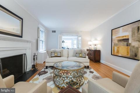 2706 36th St NW, Washington, DC 20007 photo 5