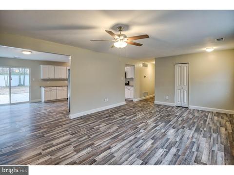 29 Mill Rd, Shamong, NJ 08088 photo 5