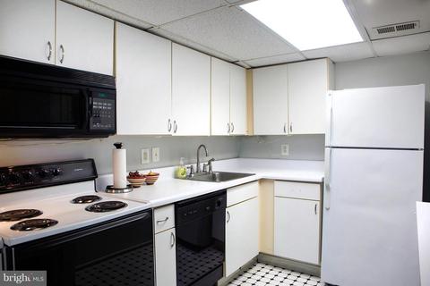 1341 E Capitol St SE #306, Washington, DC 20003 photo 10