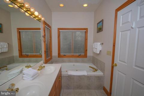 178 Round Beach Circle Dr, Swanton, MD 21561 photo 28