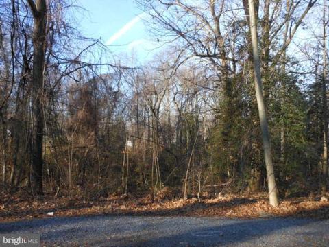 7734 Walters Rd, Pasadena, MD 21122 photo 1