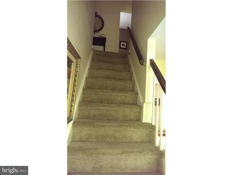 5 Marc Ln, Wrightstown, NJ 08562 photo 5
