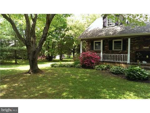 5 Marc Ln, Wrightstown, NJ 08562 photo 2