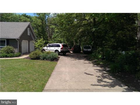 5 Marc Ln, Wrightstown, NJ 08562 photo 3
