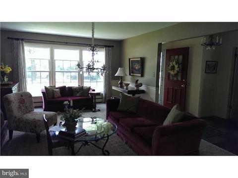 5 Marc Ln, Wrightstown, NJ 08562 photo 8