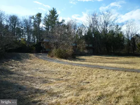 1378 Orkney, Basye, VA 22810 photo 2
