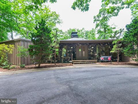 1690 Harbor Ct N, Annapolis, MD 21401 photo 1