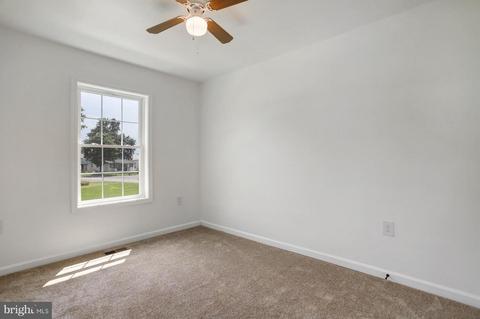 203 Park Ave, Ranson, WV 25438 photo 16
