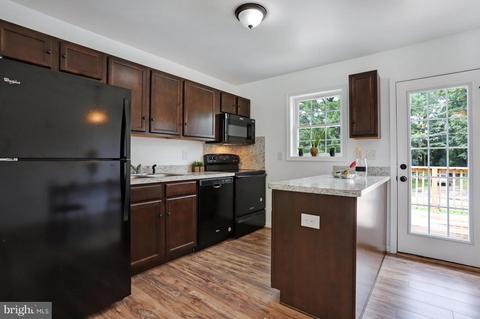203 Park Ave, Ranson, WV 25438 photo 10