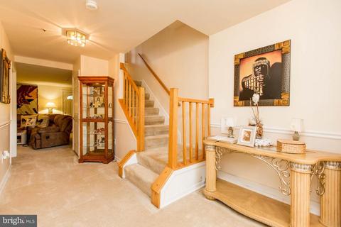 9210 Fairlane Pl, Laurel, MD 20708 photo 11