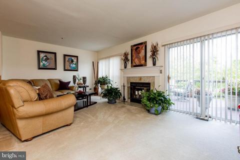 9210 Fairlane Pl, Laurel, MD 20708 photo 14