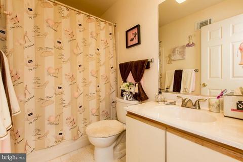 9210 Fairlane Pl, Laurel, MD 20708 photo 29