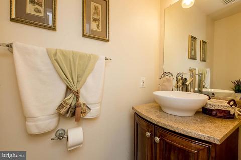 9210 Fairlane Pl, Laurel, MD 20708 photo 16