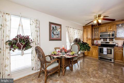 9210 Fairlane Pl, Laurel, MD 20708 photo 18
