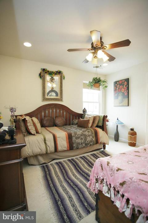 3357 Lady Catherine Cir, Triangle, VA 22172 photo 13